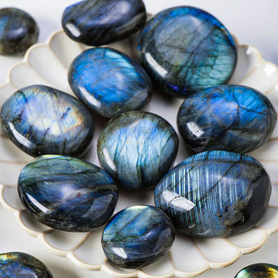 Natural Labradorite Palm Stone Healing Polished Pocket Labradorite Rock Stones Irregular Worry Stone Anxiety Releasing