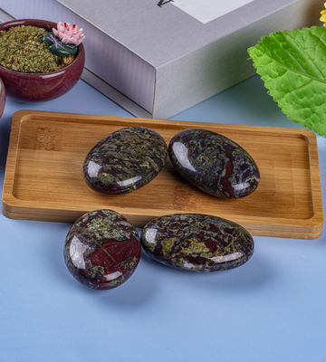 Natural Dragon Bloodstone Oval Shaped Craft Stone Dragon Bloodstone Palm Gemstone for Home Decoration