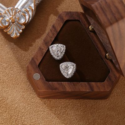 Moissanite 925 Sterling Silver Stud Earrings Support OEM ODM